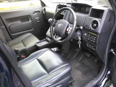 TOYOTA JPN TAXI