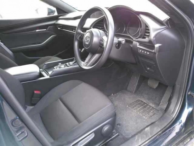 MAZDA MAZDA3 FASTBACK