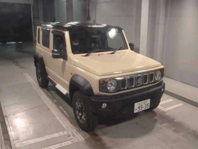 SUZUKI JIMNY NOMADE