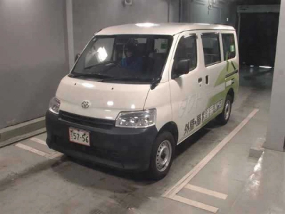 TOYOTA TOWN ACE VAN
