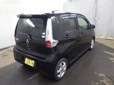 MITSUBISHI EK CUSTOM