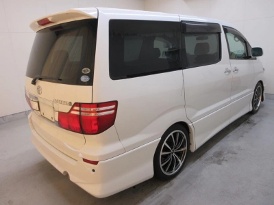 TOYOTA ALPHARD V
