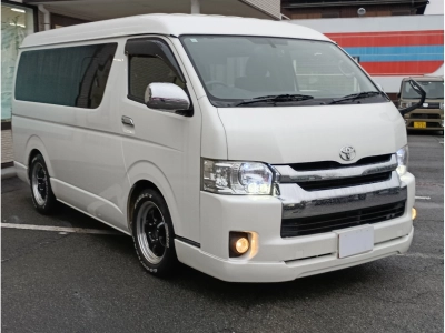TOYOTA HIACE WAGON
