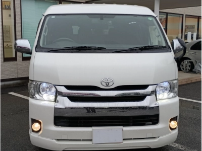 TOYOTA HIACE WAGON