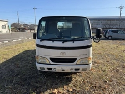 TOYOTA DYNA