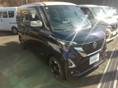NISSAN ROOX