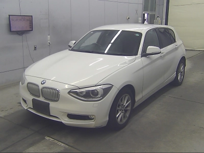 BMW 1 SERIES