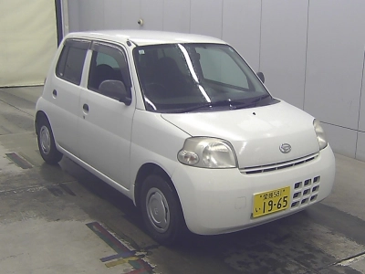 DAIHATSU ESSE
