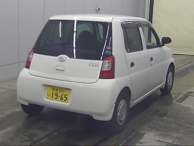 DAIHATSU ESSE