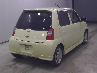 DAIHATSU ESSE