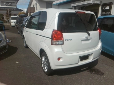 TOYOTA PORTE