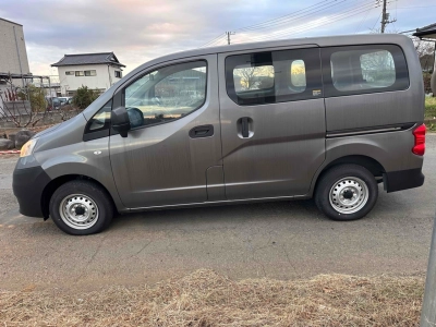NISSAN NV200 VANETTE VAN