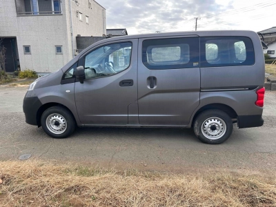 NISSAN NV200 VANETTE VAN