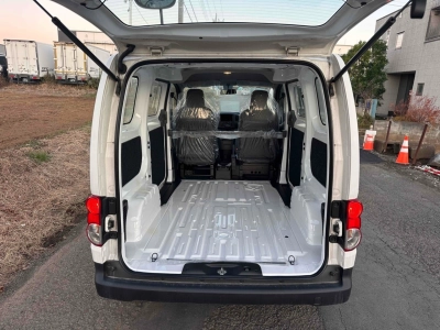 NISSAN NV200 VANETTE VAN