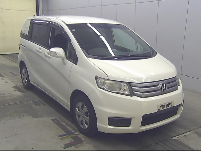 HONDA FREED SPIKE