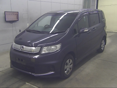 HONDA FREED SPIKE