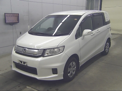 HONDA FREED SPIKE