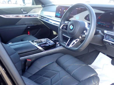 BMW 7 SERIES
