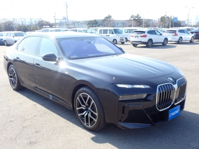 BMW 7 SERIES