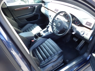 VOLKSWAGEN PASSAT ALLTRACK