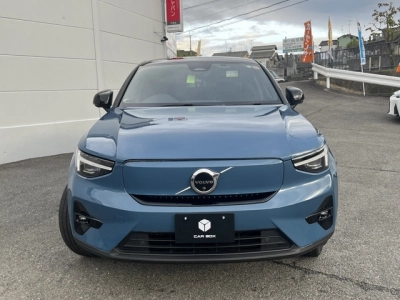 VOLVO C40