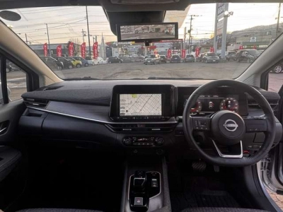 NISSAN AURA