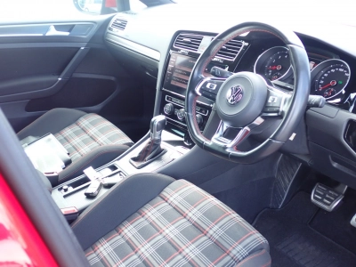 VOLKSWAGEN GOLF  GTI