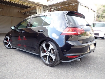 VOLKSWAGEN GOLF  GTI