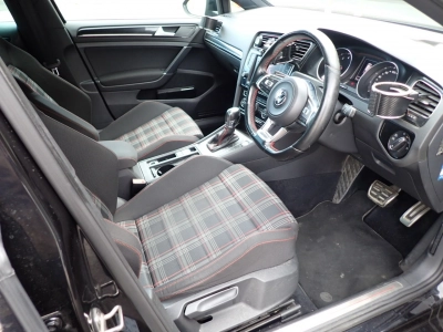 VOLKSWAGEN GOLF  GTI