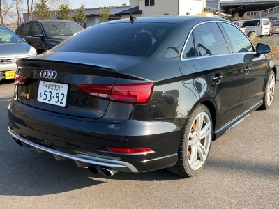 AUDI S3