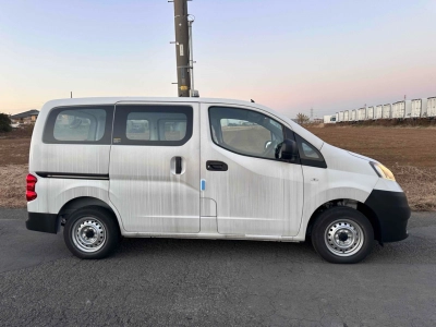 NISSAN NV200 VANETTE VAN
