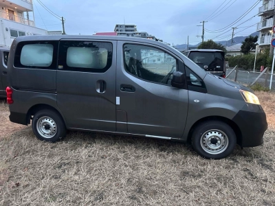 NISSAN NV200 VANETTE VAN