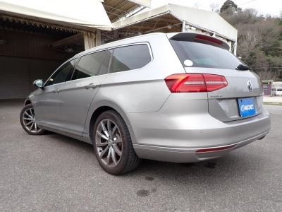 VOLKSWAGEN PASSAT VARIANT