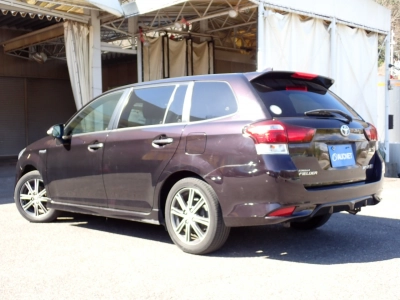 TOYOTA COROLLA FIELDER