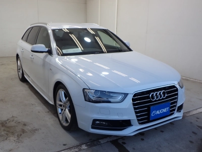 AUDI A4 AVANTE