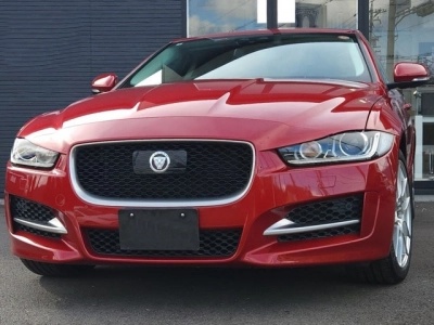 JAGUAR XE