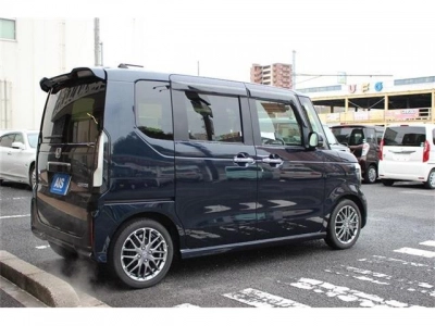 HONDA N BOX CUSTOM