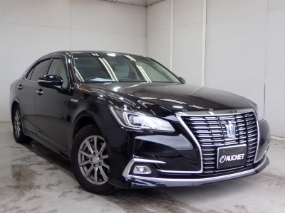 TOYOTA CROWN HYBRID