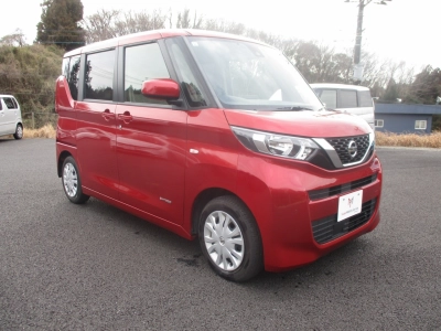 NISSAN ROOX