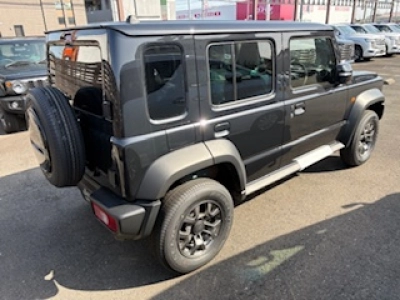 SUZUKI JIMNY NOMADE
