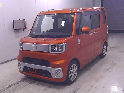 DAIHATSU WAKE
