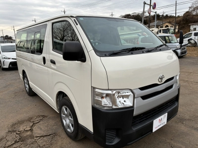 TOYOTA REGIUS VAN