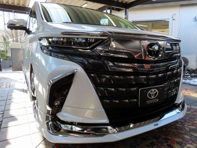TOYOTA ALPHARD HYBRID