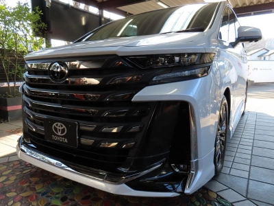 TOYOTA VELLFIRE