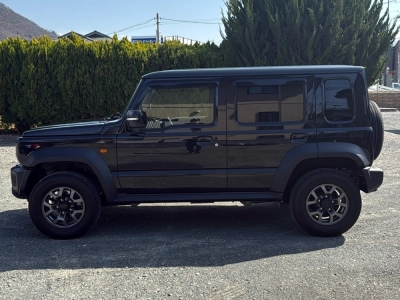 SUZUKI JIMNY NOMADE