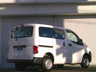 NISSAN NV200 VANETTE VAN