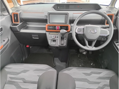 DAIHATSU TANTO FUN CROSS