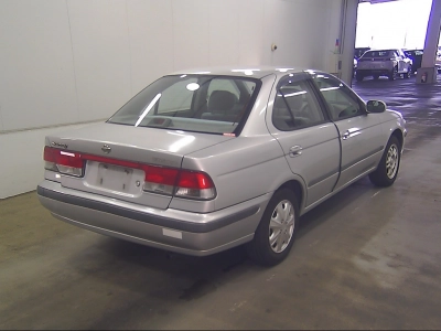 NISSAN SUNNY