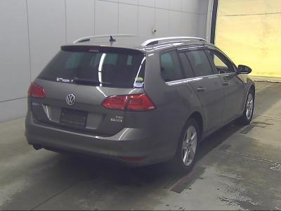 VOLKSWAGEN GOLF WAGON