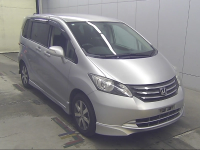 HONDA FREED